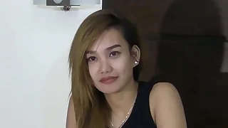 Asian slattern gets her pussy hard fingered&period;